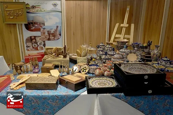 برپایی نمایشگاه محصولات مددجویان فارس در دهه فجر