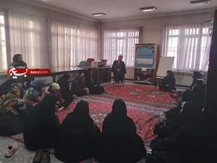 برگزاری نشست بصیرتی در حوزه ۲۵۸ حضرت زینب (س) اورین