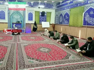 محفل انس با قرآن ویژه پایوران سپاه ناحیه گرمسار برگزار شد