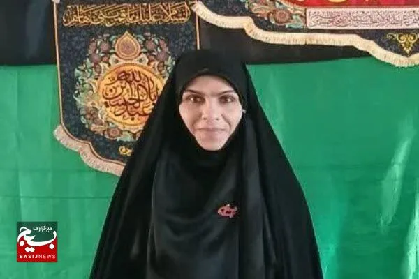  فقط قرآن را سرلوحه زندگی خود قرار دهید