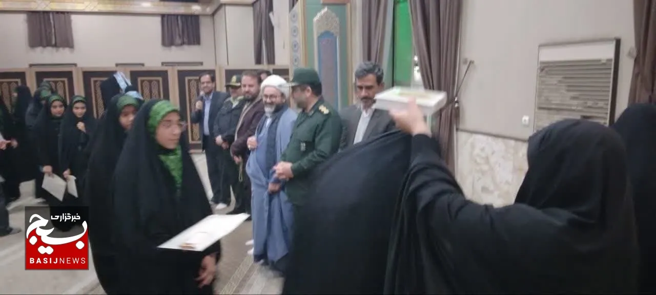 اعزام ۴۰ دانش‌آموز دختر جوینی به مناطق راهیان نور+تصاویر