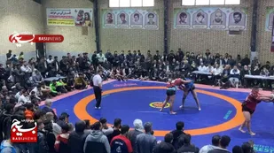 برگزاری مسابقات کشتی با چوخه در روستای رباط سمنگان بخش نصرآباد