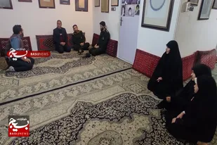 &nbsp;تقدیر از کاتب کوچک&zwnj;ترین قرآن جهان اسلام در قوچان+عکس
