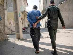 جمع آوری معتادان متجاهر و دستگیری 30 نفر خرده فروش در رباط کریم