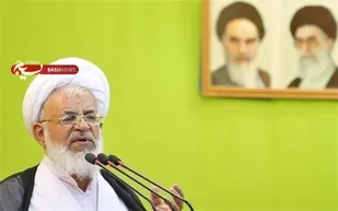 آشنایی با خدا اولین قدم تربیتی کودکان/نماز ناجی انسان از خطا و گرفتاری است