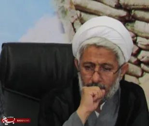 انقلاب اسلامی ثمره تلاش و ازخودگذشتگی امام (ره) و شهدای گرانقدر می باشد.