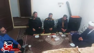 معاون هماهنگ کننده سپاه ماکو با جانباز 70 درصد دیدار کرد
