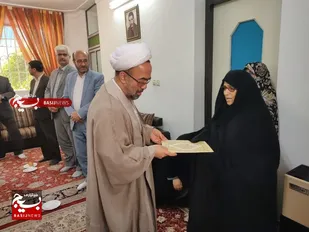 تجلیل از خانواده&zwnj; شهدای مربی ومعلم در بهشهر
