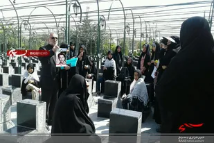 برنامه خاطره&zwnj;گویی فیروزه&zwnj;ای به&zwnj;همت بسیجیان پایگاه انسیه همدان برگزار شد