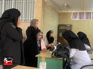 ارائه خدمات سلامت و غربالگری توسط تیم درمانی تأمین اجتماعی استان البرز