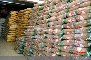 ۲۰۰ تن برنج اختفا شده توسط پاسداران گمنام اطلاعات سپاه در چابهار کشف شد