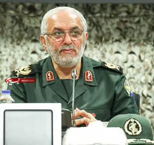 محاسبات دشمن با ایستادگی ملت ایران و تبعیت از ولایت شکست خورد