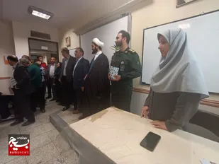 تجلیل از زحمات معلمان مدارس محله دولت آباد کرج+تصاویر