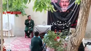 یادواره خانگی شهید علی غیاث&zwnj;آبادی و دیدار نوجوانان با خانواده شهید در فراهان