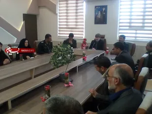 هنر معلمی در آموزش و تربیت انسان هاست/تجلیل کارکنان سپاه شاهرود از ۷۰۰ معلم در مدارس