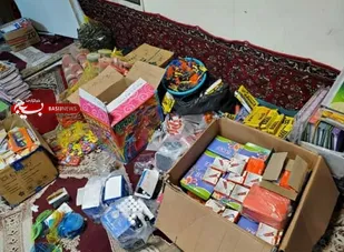 توزیع بسته های آموزشی بین دانش آموزان نیازمند