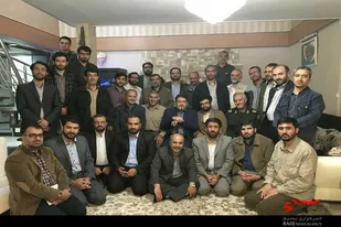 دیدار جمعی از فعالان فرهنگی و هنری همدان با چهره سال هنر انقلاب