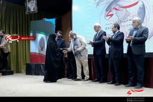 تجلیل از خبرگزاری بسیج همدان در همایش ملی باشگاه خبرنگاران بسیج