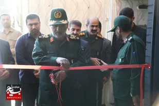 گزارش افتتاح باشگاه بدن سازی و کلنگ زنی سکوی تماشاگران سالن فوتسال مجتمع جهان آرا سپاه حضرت ولی عصر (عج) خوزستان به مناسبت هفته تربیت بدنی