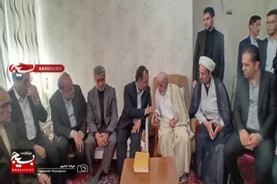دیدار وزیر اقتصاد و دارایی با خانواده شهید مسگریان در همدان