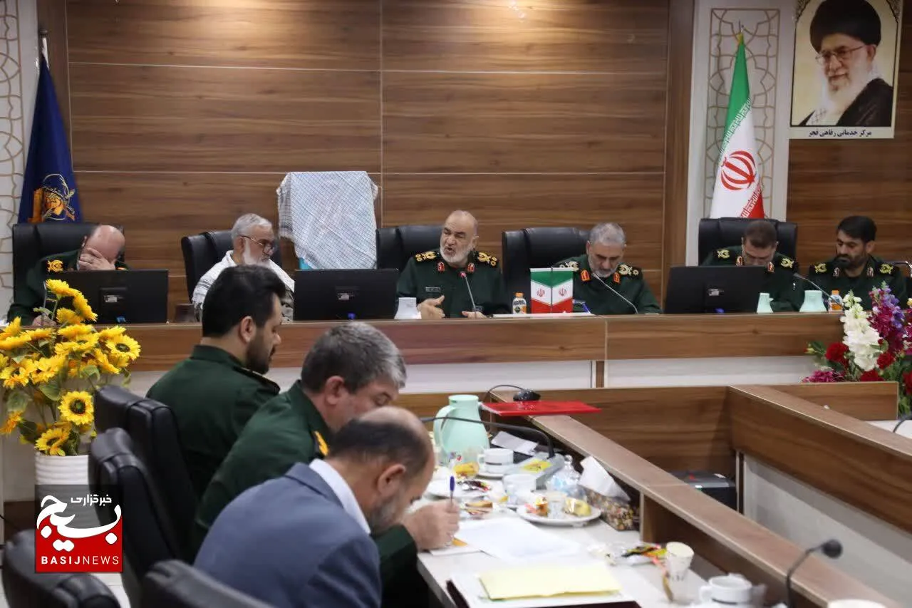 خوزستان، سرزمین مقدس و کربلای ایران است / طومار دشمنان را در هم می‌پیچیم