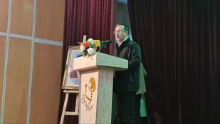 اهمیت نقش هنر و رسانه در به تصویر کشیدن حرکت&zwnj;های مردمی