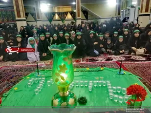 همایش سه ساله های حسینی در اشتهارد برگزار شد
