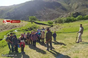کوهنوردی بسیجیان پایگاه شهید مدنی همدان