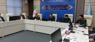 دشمن در پی کم رنگ کردن حضور مردم در انتخابات است