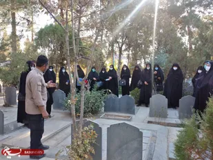 برنامه "روایتگر عشق" در نجف آباد برگزار شد