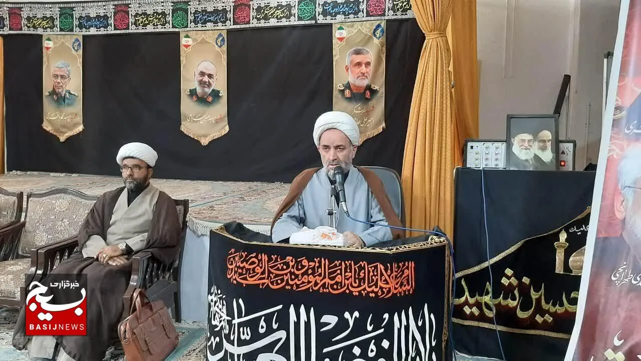 برگزاری اربعین شهدای اقتدار جنگ تحمیلی ۱۲روزه در حوزه علمیه حضرت نرجس(س) زاهدان
