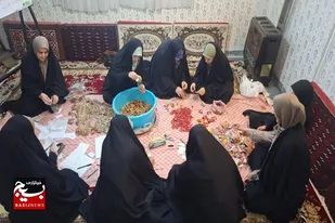 تهیه ۲۳۰ بسته حمایتی برای رزمندگان توسط دختران لتگاهی