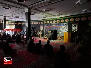 مراسم عزاداری دهه آخر صفر در دفتر امام جمعه شهرستان بروجرد+عکس