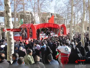 استقبال بی نظیر نطنزیها از پیکر پاک شهدا