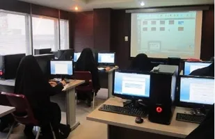 تدریس در دانشگاه&zwnj;ها از جایگاه مناسبی برخوردار نیست