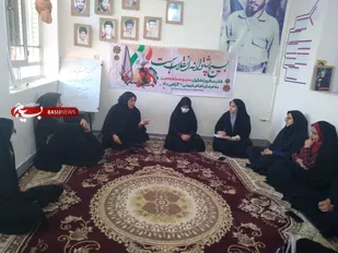 برگزاری گفتمان نقش زن دراجتماع به مناسبت هفته بسیج