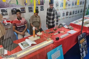 برپایی نمایشگاه دستاوردهای بسیجیان حوزه امام خمینی(ره) فامنین
