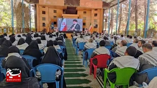 اجتماع هزارنفری رزمندگان دفاع مقدس در گلبهار برگزار شد/زنده نگه&zwnj;داشتن خاطرات رزمندگان حیات&zwnj;بخش و عزت&zwnj;آفرین است + عکس و فیلم