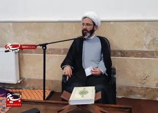 تأسی سیاسی به اهل بیت موجب حرکت عظیم است
