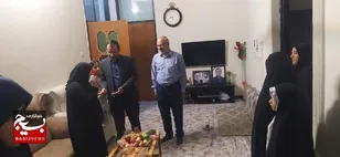 دیدار جانشین فرمانده ناحیه مقاومت بوشهر با خانواده شهید افشون