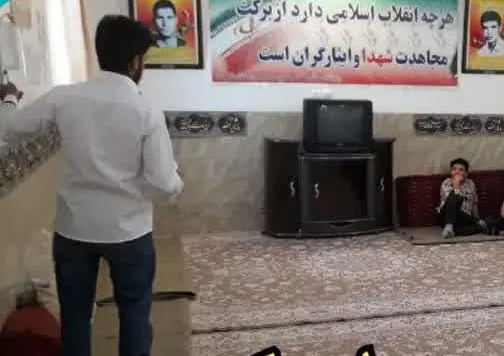 کلاس زبان انگلیسی در پایگاه بسیج مقداد کهرت