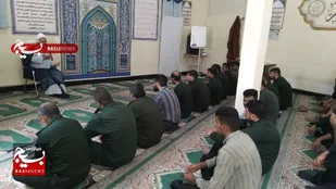 برگزاری نشست روشنگری امر به معروف و نهی از منکر به مناسبت هفته وحدت در زاهدان