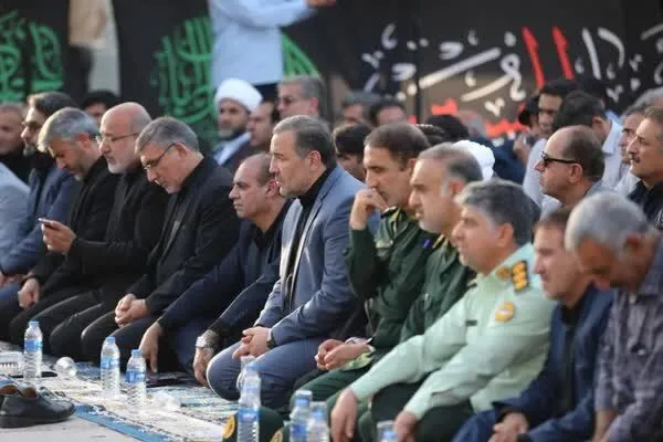 بی ثمر یودن تلاش دشمنان برای فروپاشی درخت تنومند انقلاب