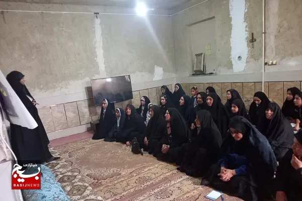 نشست روشنگری با موضوع «تبیین جایگاه و هویت زن مسلمان» در زاهدان برگزار شد
