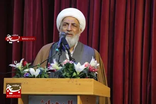 &nbsp;قرآن کریم کتاب راهنمای زندگی برای بشریت در تمام دوران است