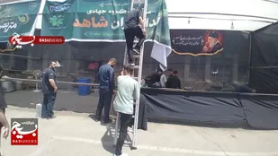برپایی ۳۰ ایستگاه صلواتی در شاهرود برای پذیرایی از عزاداران قائد شهید امت