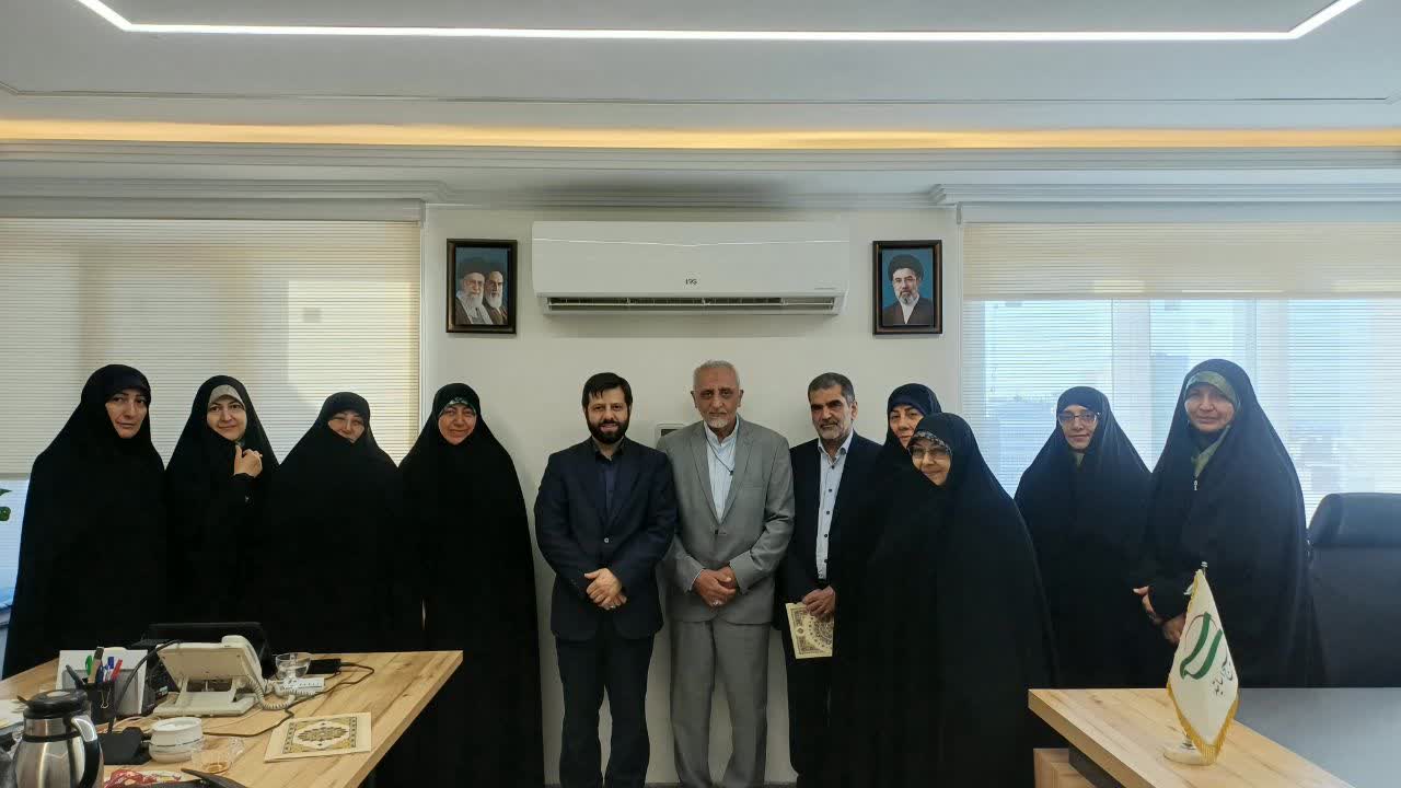 نخستین نشست شورای سیاست‌گذاری سومین همایش بین‌المللی «الگوی سوم زن مسلمان» برگزار شد/ از بازسازی هویت تا پیشگامی در بعثت مردمی و تمدن‌سازی