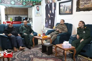 دیدار رئیس سازمان بسیج مستضعفین با خانواده علمدار جبهه فرهنگی  و شهید رسانهگیلان؛ شهید سیرت نیا در رشت
