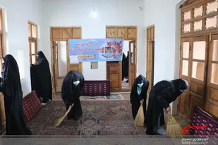 گلباران وعطر افشانی بیت حضرت امام خمینی(ره)