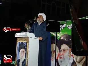 مردم ایران با ایمان و وحدت، دشمن را به زانو درآوردند